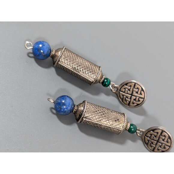 Vintage Celtic Knot Blue Green Stone Long Dangle Earrings Silver Tone - Picture 4 of 7